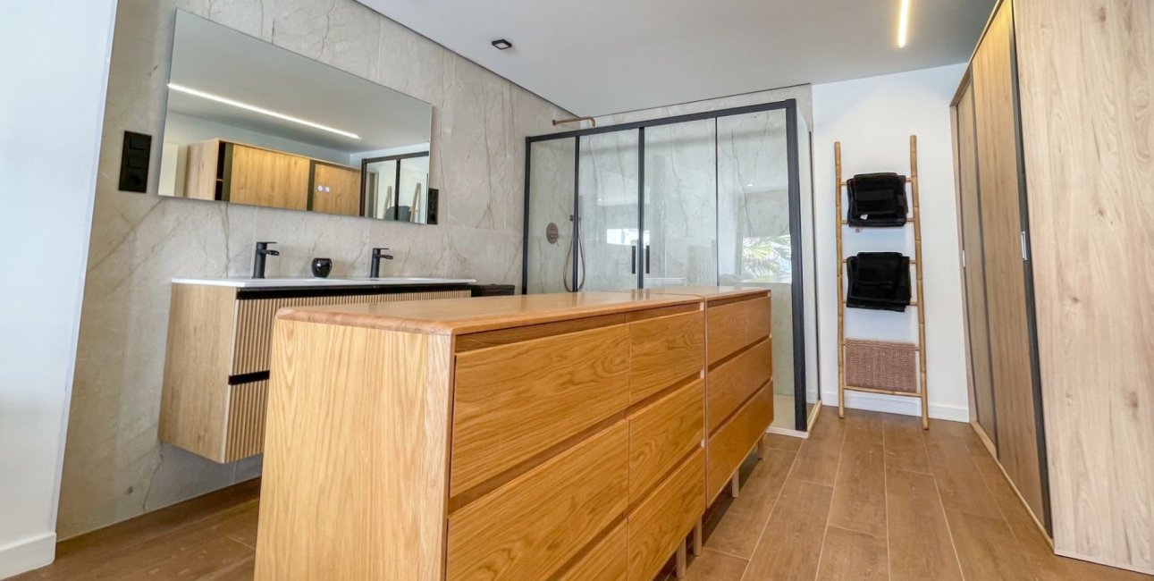 Resale - Townhouse -
Torrevieja - Aguas Nuevas
