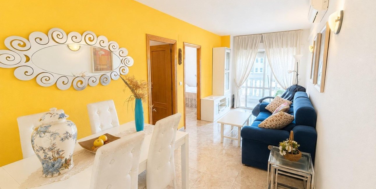 Reventa - Apartamento / piso -
Torrevieja - Playa del Cura