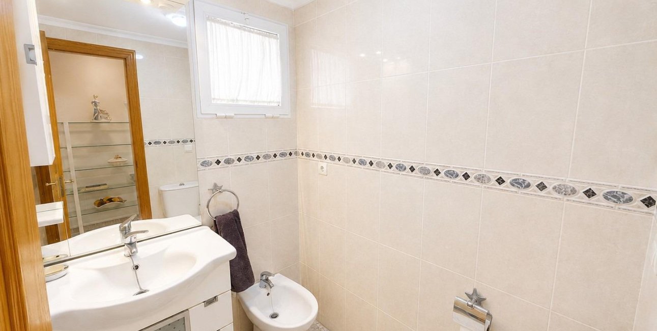 Reventa - Apartamento / piso -
Torrevieja - Playa del Cura