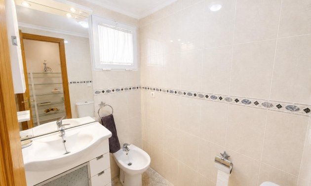 Reventa - Apartamento / piso -
Torrevieja - Playa del Cura