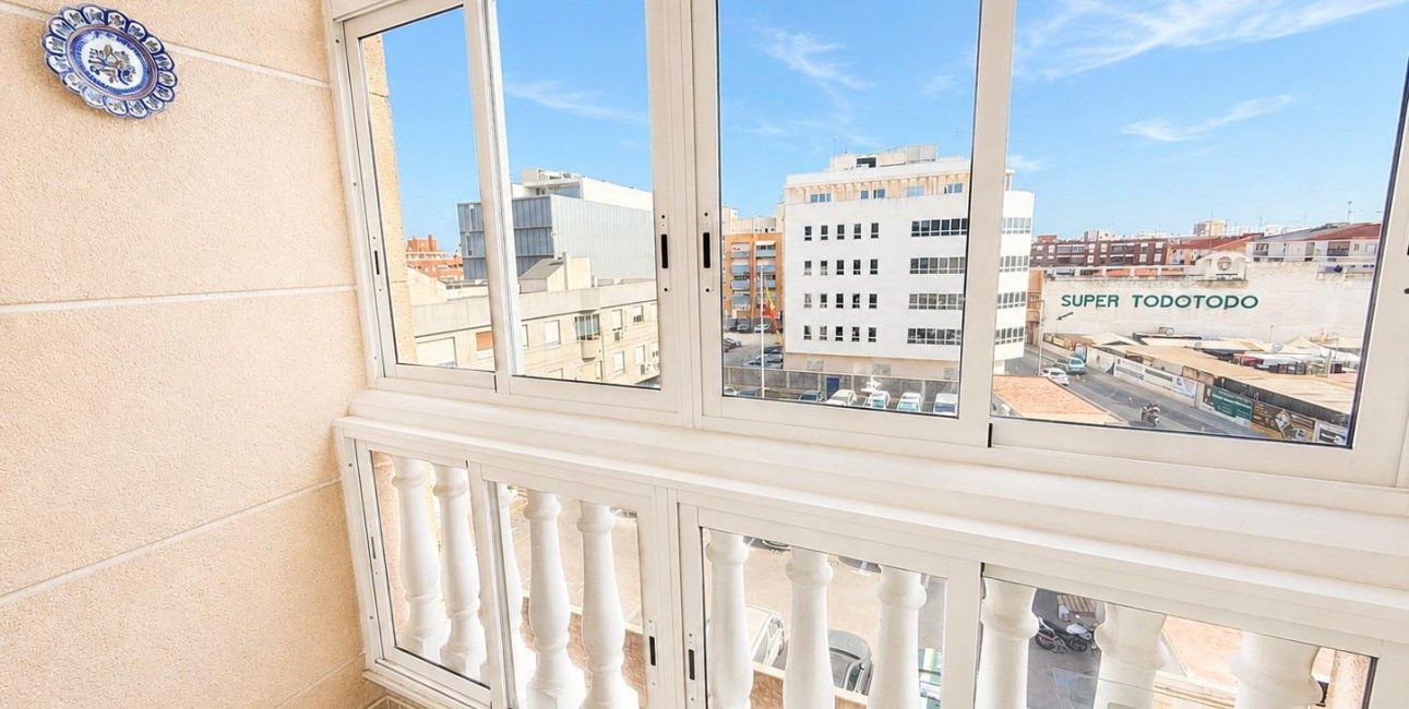 Reventa - Apartamento / piso -
Torrevieja - Playa del Cura