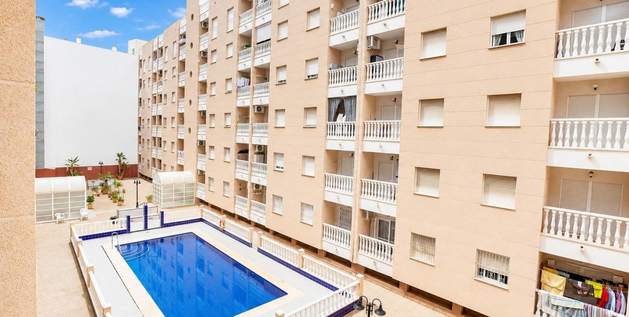 Reventa - Apartamento / piso -
Torrevieja - Playa del Cura