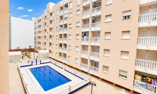 Reventa - Apartamento / piso -
Torrevieja - Playa del Cura