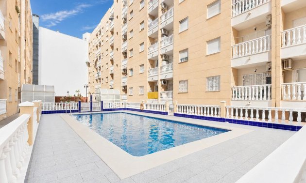 Reventa - Apartamento / piso -
Torrevieja - Playa del Cura