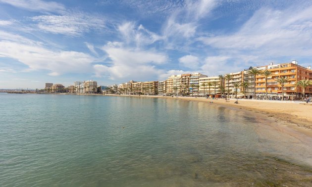 Reventa - Apartamento / piso -
Torrevieja - Playa del Cura