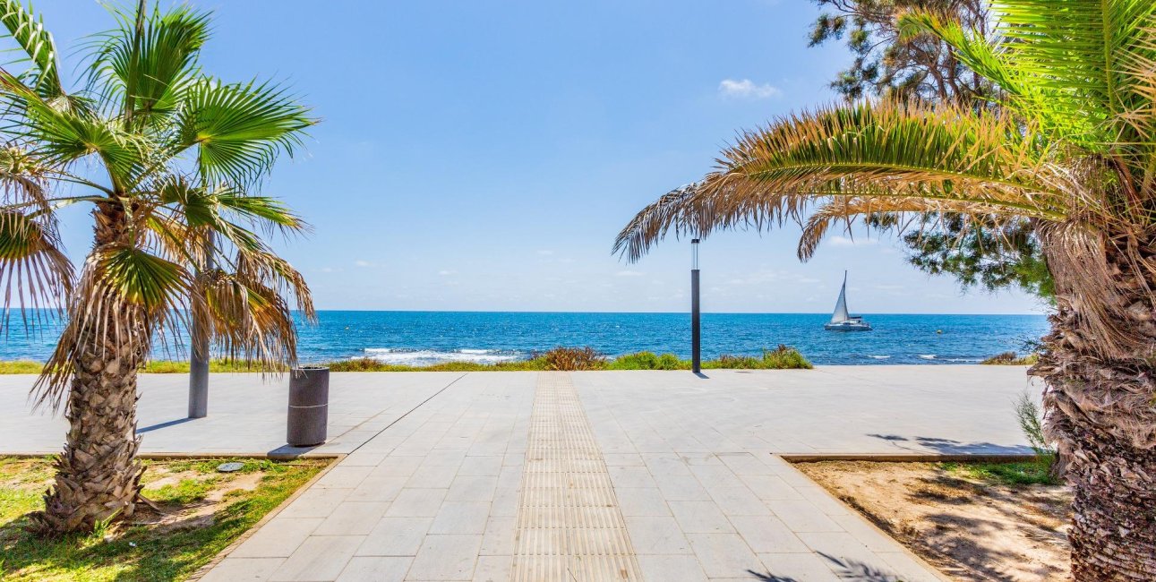 Reventa - Apartamento / piso -
Torrevieja - Playa del Cura