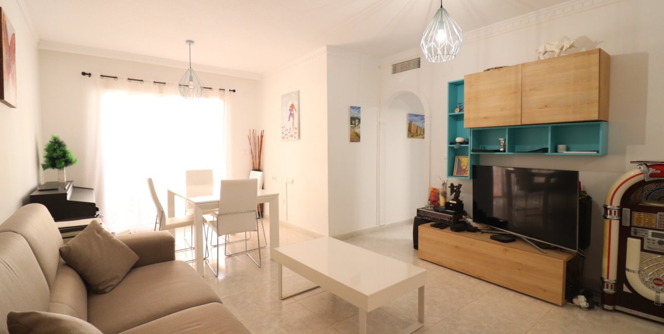 Reventa - Apartamento / piso -
Algorfa - Algorfa - Village