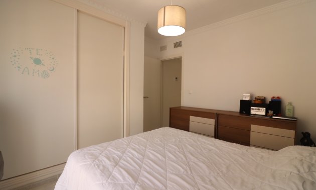 Reventa - Apartamento / piso -
Algorfa - Algorfa - Village