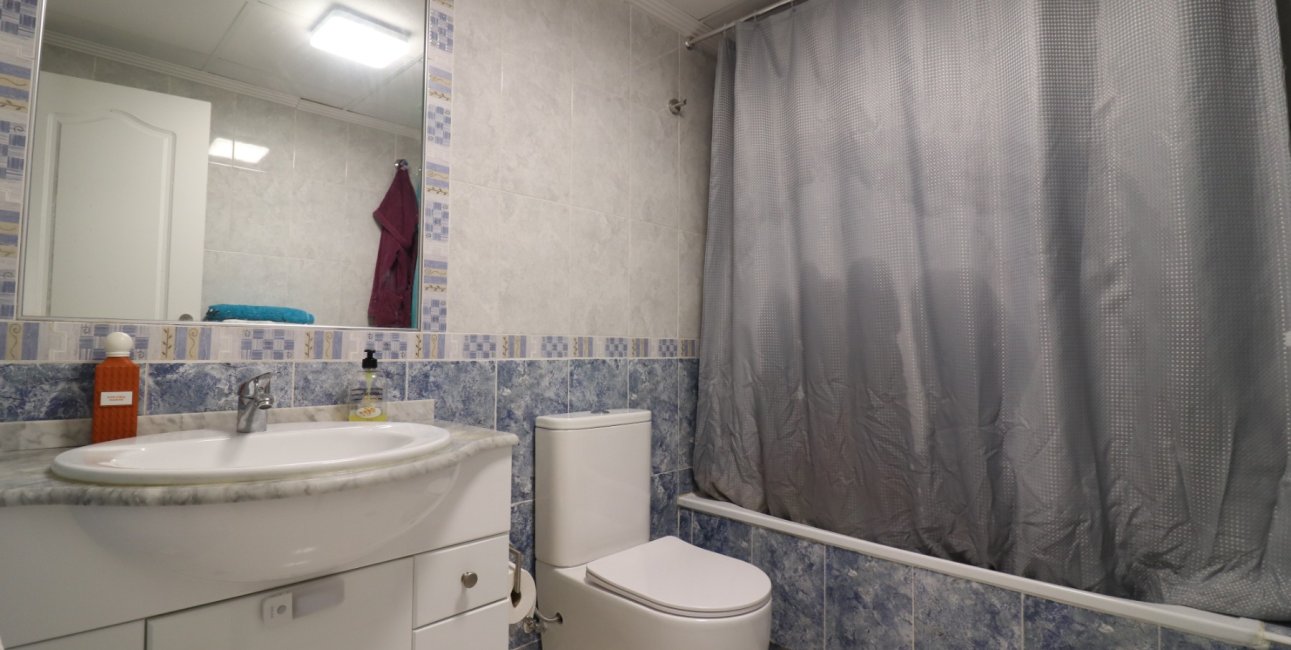 Reventa - Apartamento / piso -
Algorfa - Algorfa - Village