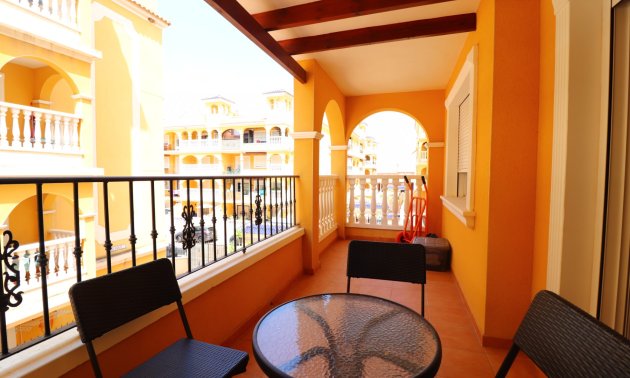 Reventa - Apartamento / piso -
Algorfa - Algorfa - Village