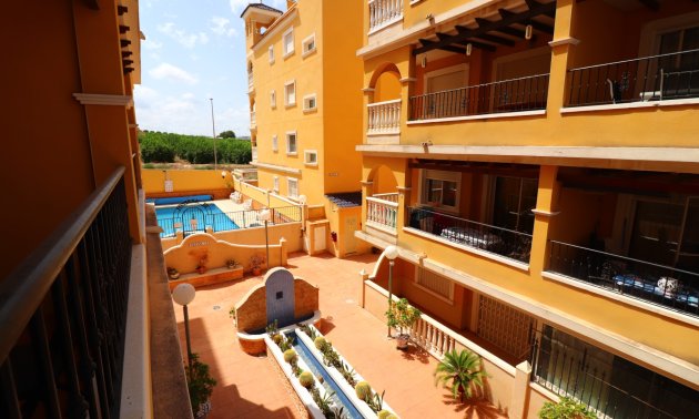 Reventa - Apartamento / piso -
Algorfa - Algorfa - Village