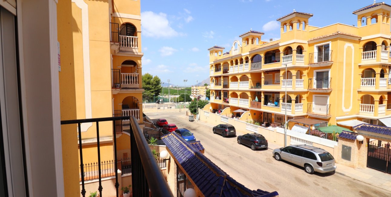 Reventa - Apartamento / piso -
Algorfa - Algorfa - Village