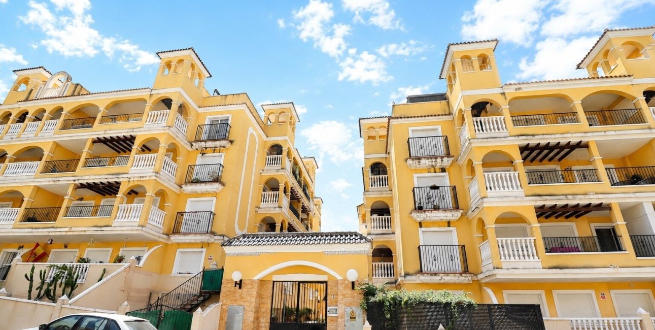 Reventa - Apartamento / piso -
Algorfa - Algorfa - Village