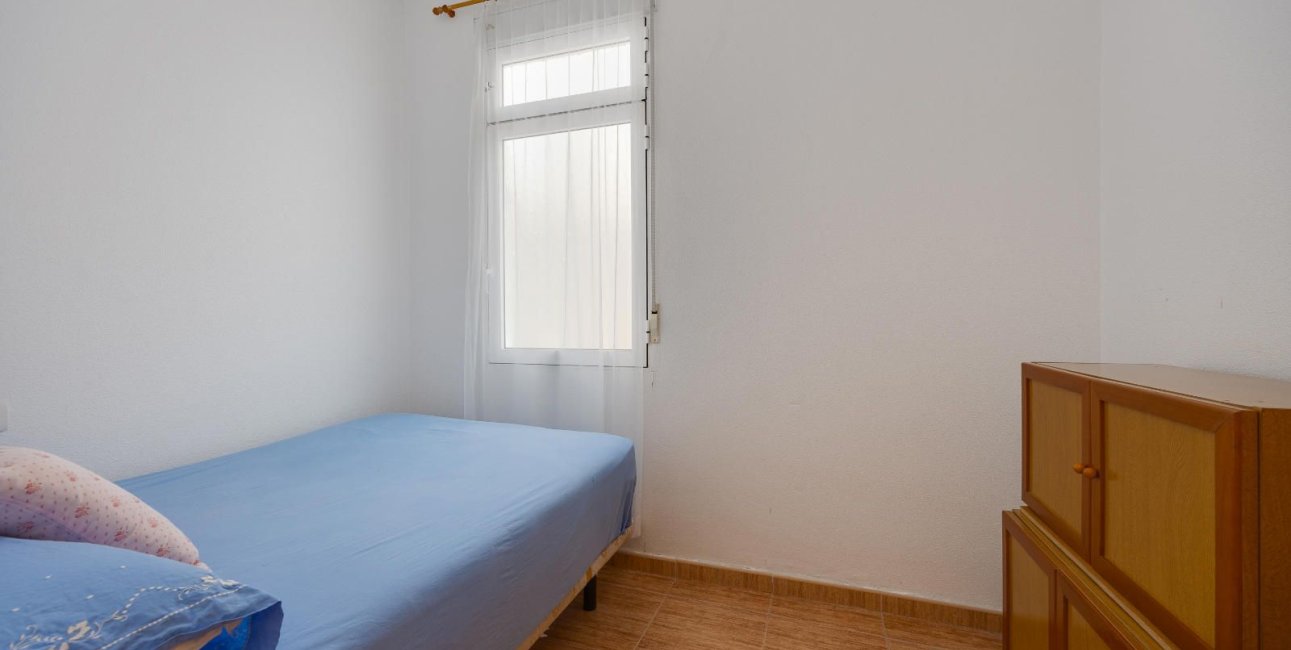 Resale - Apartment / flat -
Torrevieja - Playa del Cura