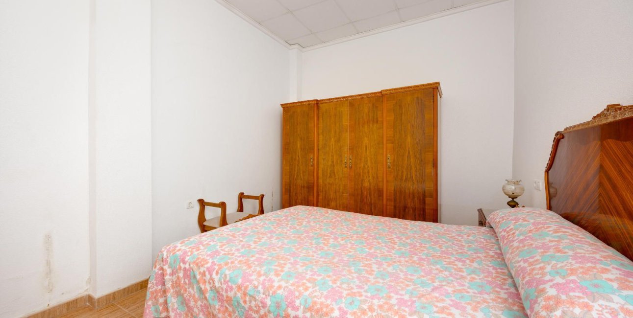 Resale - Apartment / flat -
Torrevieja - Playa del Cura