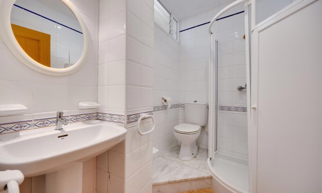 Resale - Apartment / flat -
Torrevieja - Playa del Cura