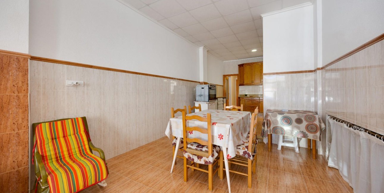 Resale - Apartment / flat -
Torrevieja - Playa del Cura