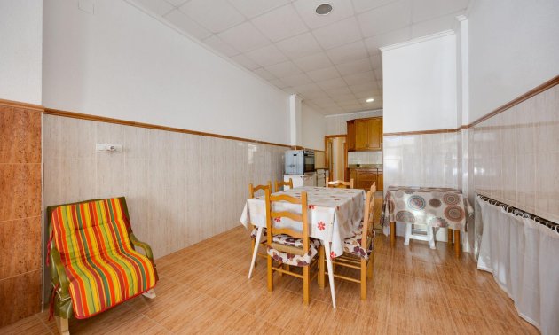Resale - Apartment / flat -
Torrevieja - Playa del Cura