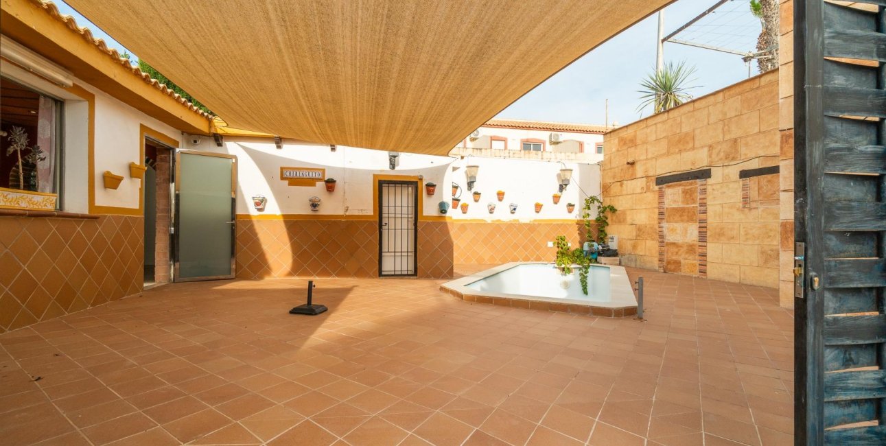 Rynek wtórny - Willa -
Torrevieja - Orihuela costa