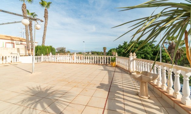 Rynek wtórny - Willa -
Torrevieja - Orihuela costa