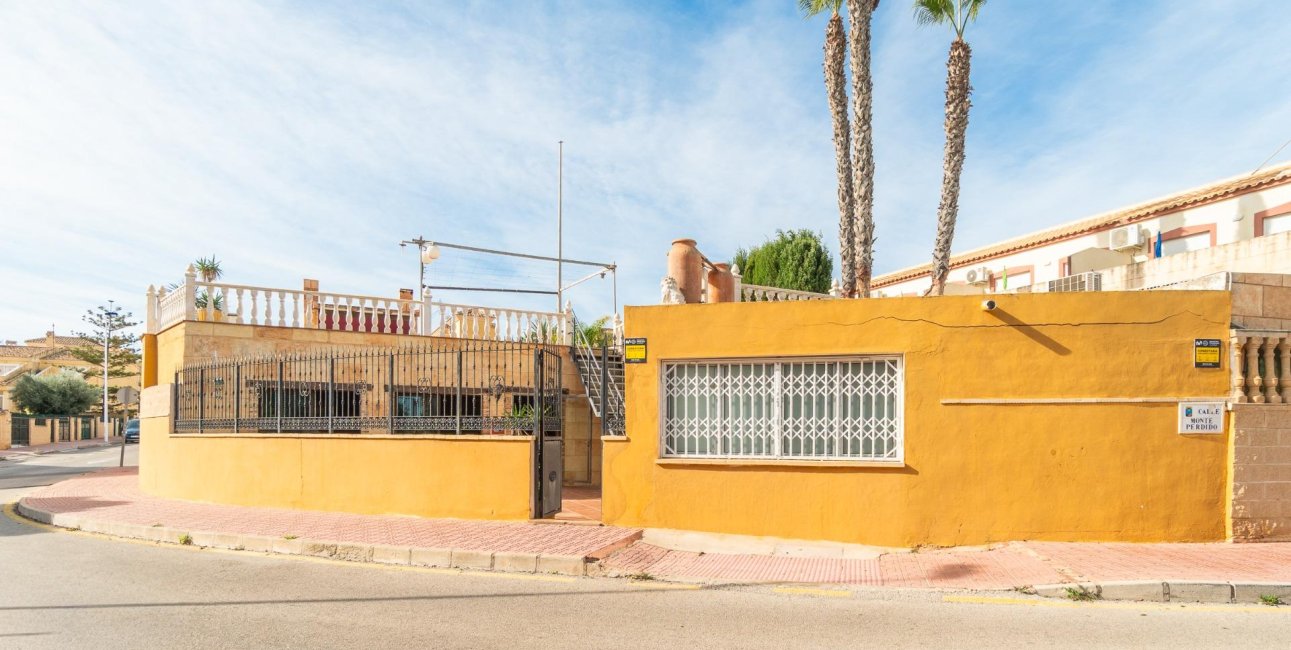 Rynek wtórny - Willa -
Torrevieja - Orihuela costa