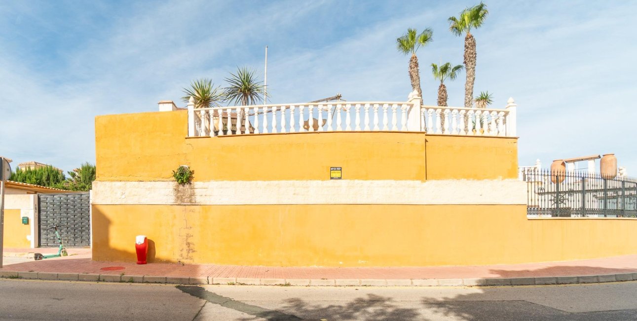 Rynek wtórny - Willa -
Torrevieja - Orihuela costa