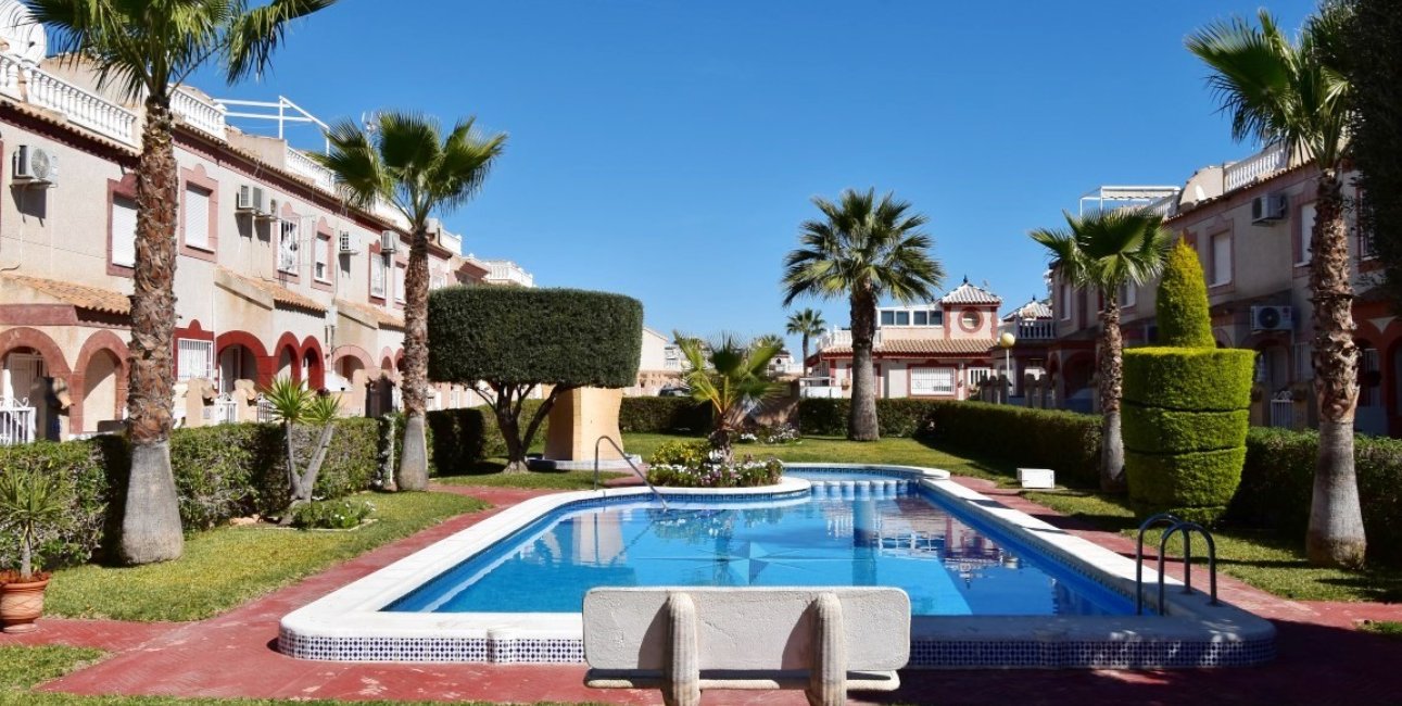 Rynek wtórny - Dom Szeregowy -
Orihuela Costa - Playa Flamenca