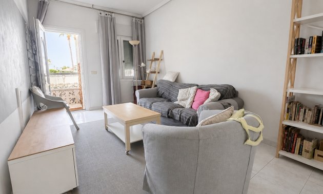 Resale - Bungalow -
Ciudad Quesada - Pueblo Bravo