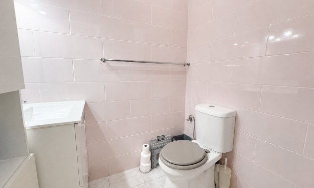 Resale - Bungalow -
Ciudad Quesada - Pueblo Bravo