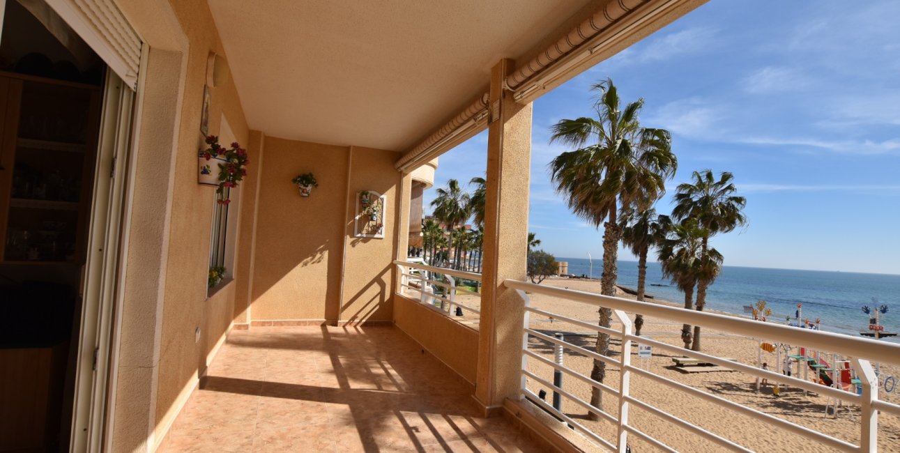 Resale - Apartment / flat -
Torrevieja - Torre La Mata