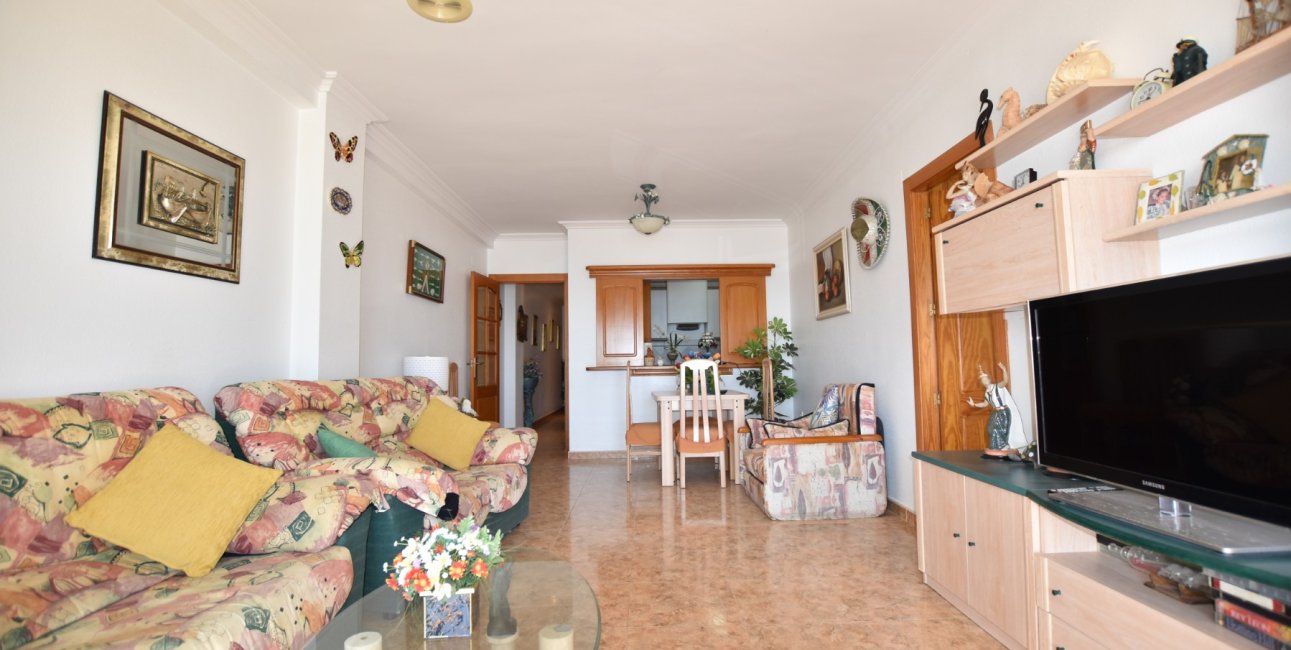 Resale - Apartment / flat -
Torrevieja - Torre La Mata