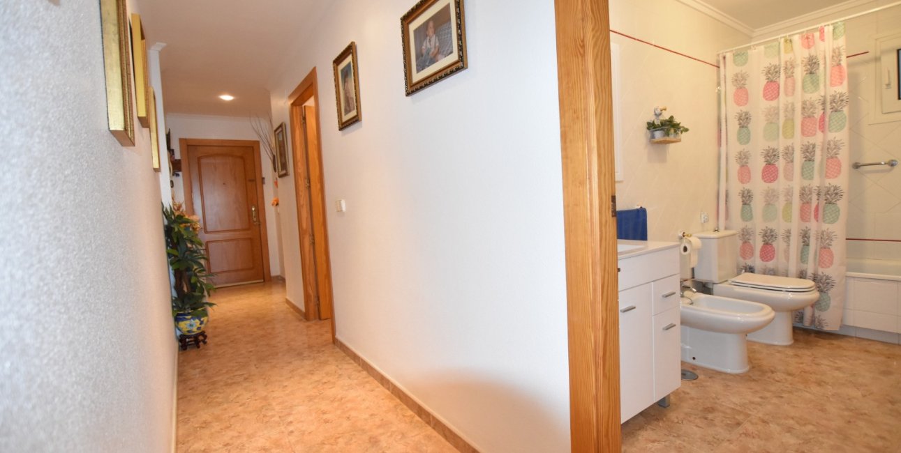 Resale - Apartment / flat -
Torrevieja - Torre La Mata