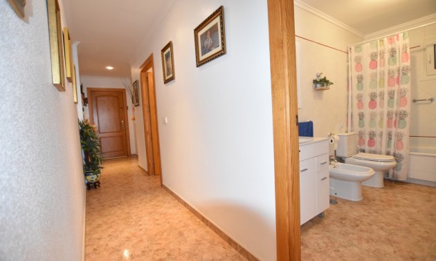 Resale - Apartment / flat -
Torrevieja - Torre La Mata