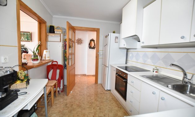 Resale - Apartment / flat -
Torrevieja - Torre La Mata