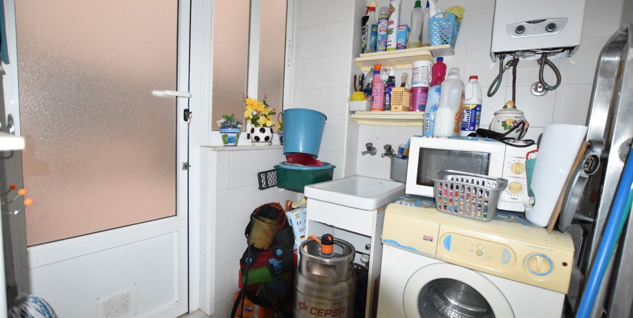 Resale - Apartment / flat -
Torrevieja - Torre La Mata