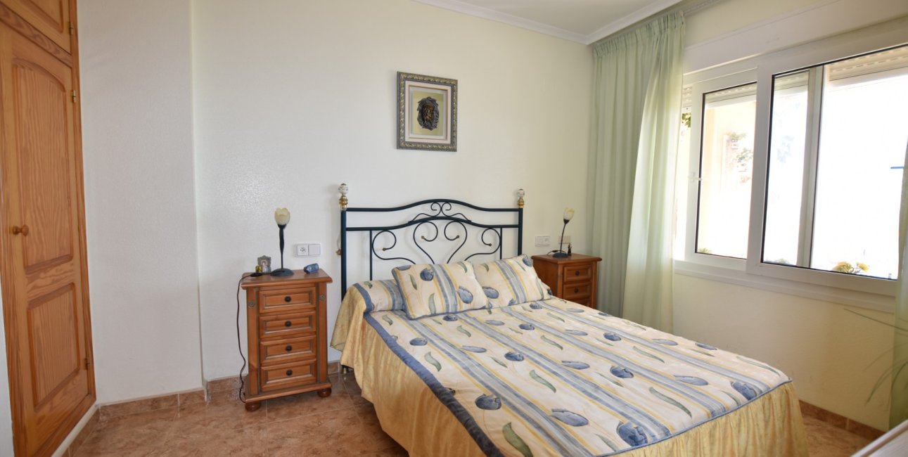 Resale - Apartment / flat -
Torrevieja - Torre La Mata