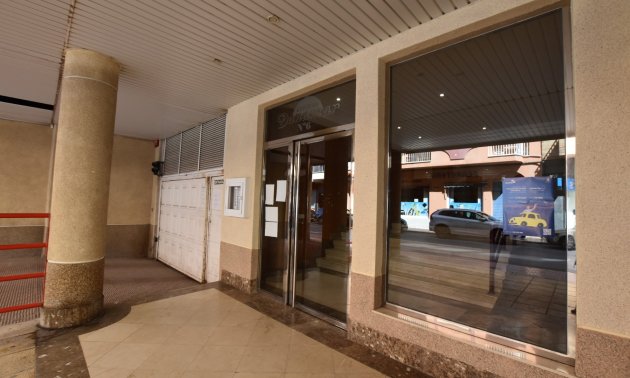 Resale - Apartment / flat -
Torrevieja - Torre La Mata