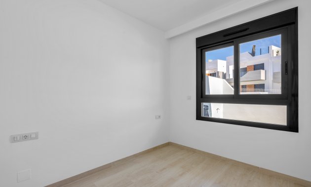 Resale - Apartment / flat -
San Miguel de Salinas - San Miguel - Town