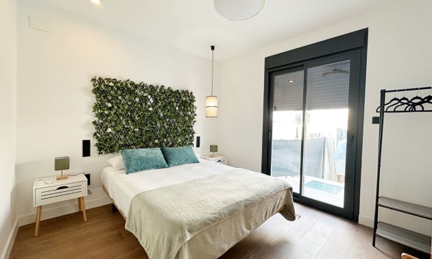Resale - Townhouse / Terraced House -
Torrevieja