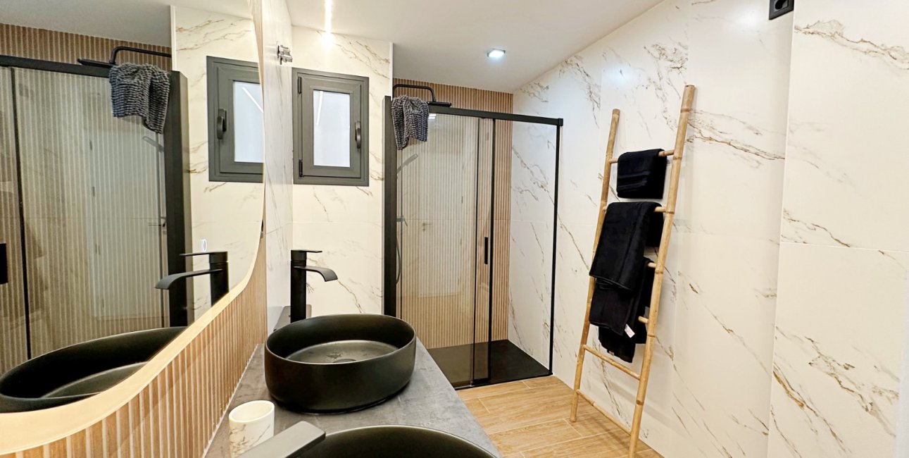 Resale - Townhouse / Terraced House -
Torrevieja