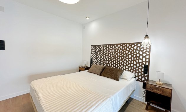Resale - Townhouse / Terraced House -
Torrevieja