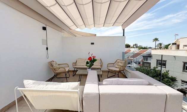 Resale - Townhouse / Terraced House -
Torrevieja