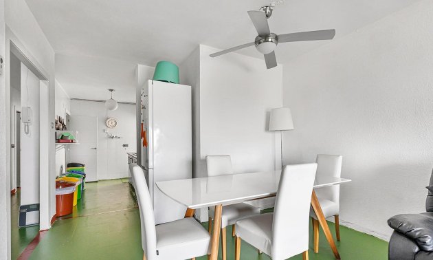 Reventa - Apartamento / piso -
Torrevieja - Acequion