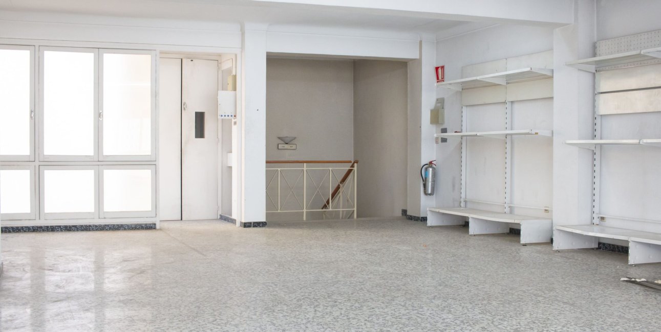 Resale - Building (Mixed-Use) -
Torrevieja - Torrevieja - Centre