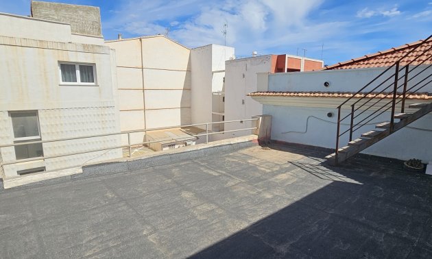 Resale - Building (Mixed-Use) -
Torrevieja - Torrevieja - Centre
