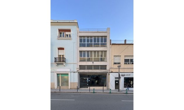 Resale - Building (Mixed-Use) -
Torrevieja - Torrevieja - Centre
