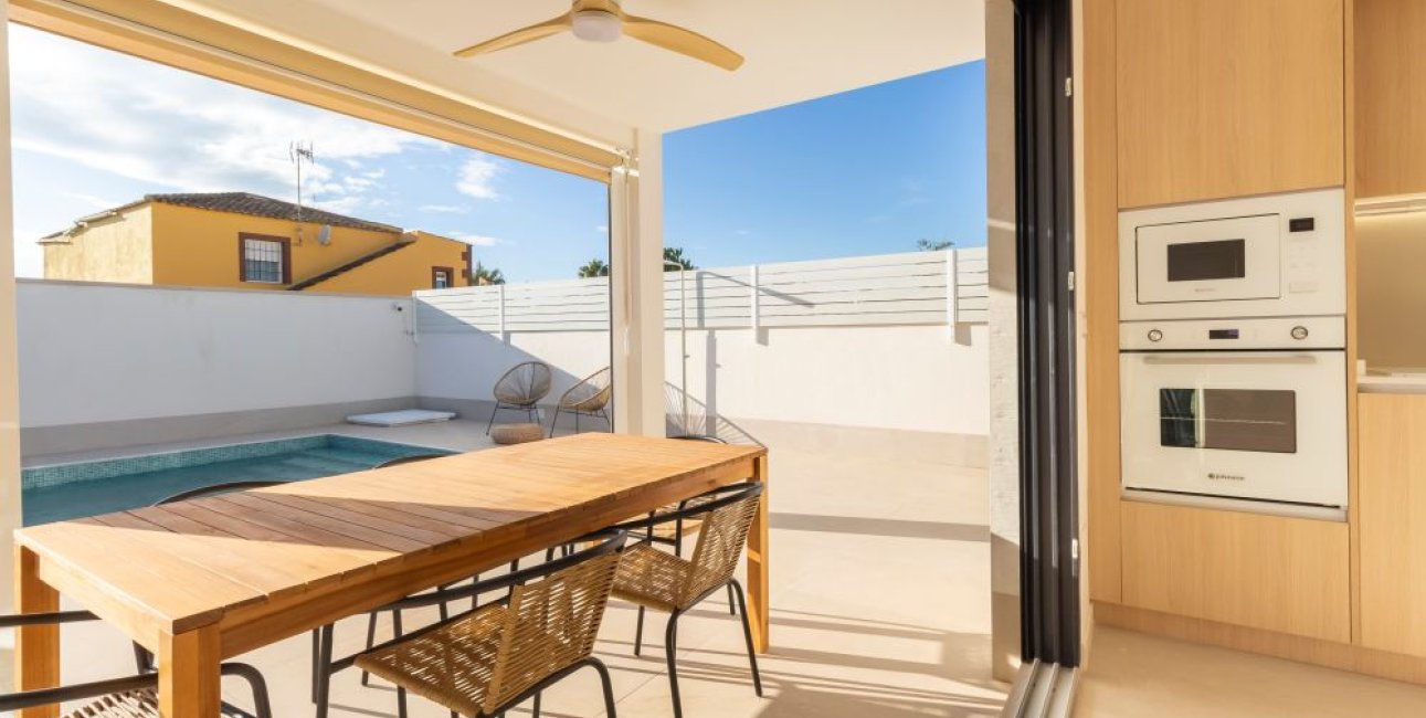 Reventa - Villa -
Torrevieja - El Chaparral