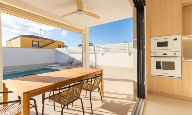 Reventa - Villa -
Torrevieja - El Chaparral