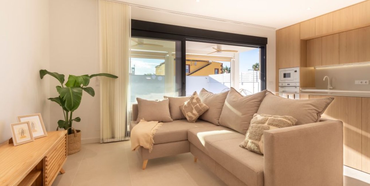 Reventa - Villa -
Torrevieja - El Chaparral