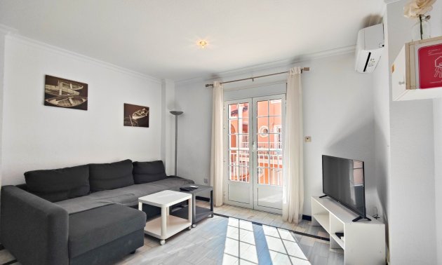 Reventa - Apartamento / piso -
Torrevieja - Torre La Mata